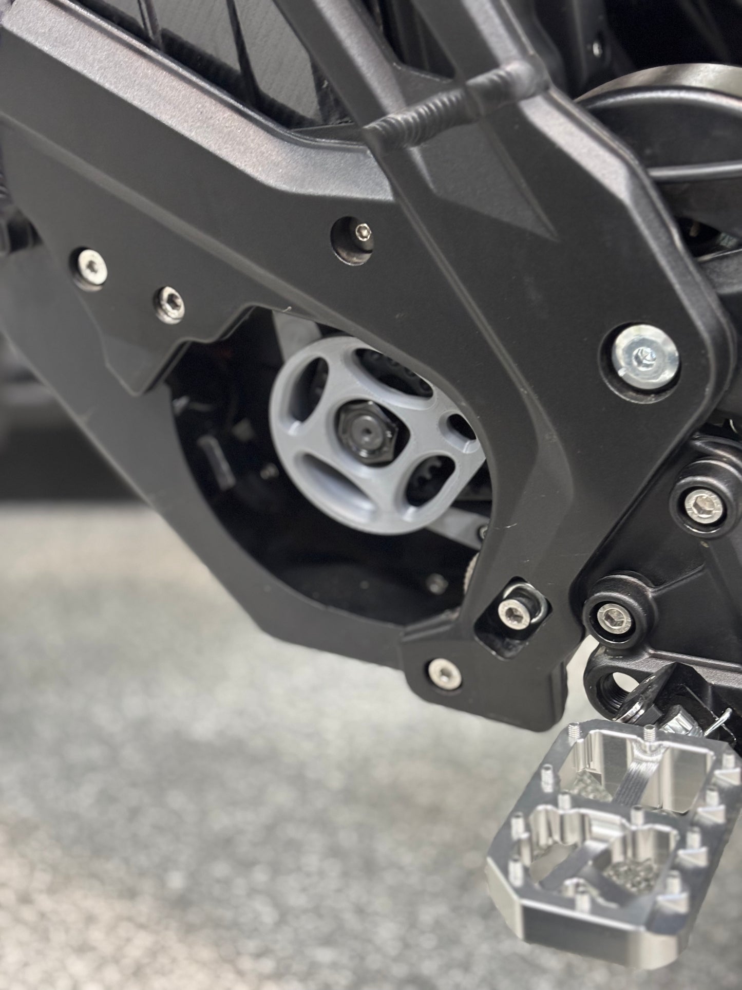 Talaria XXX motor cover